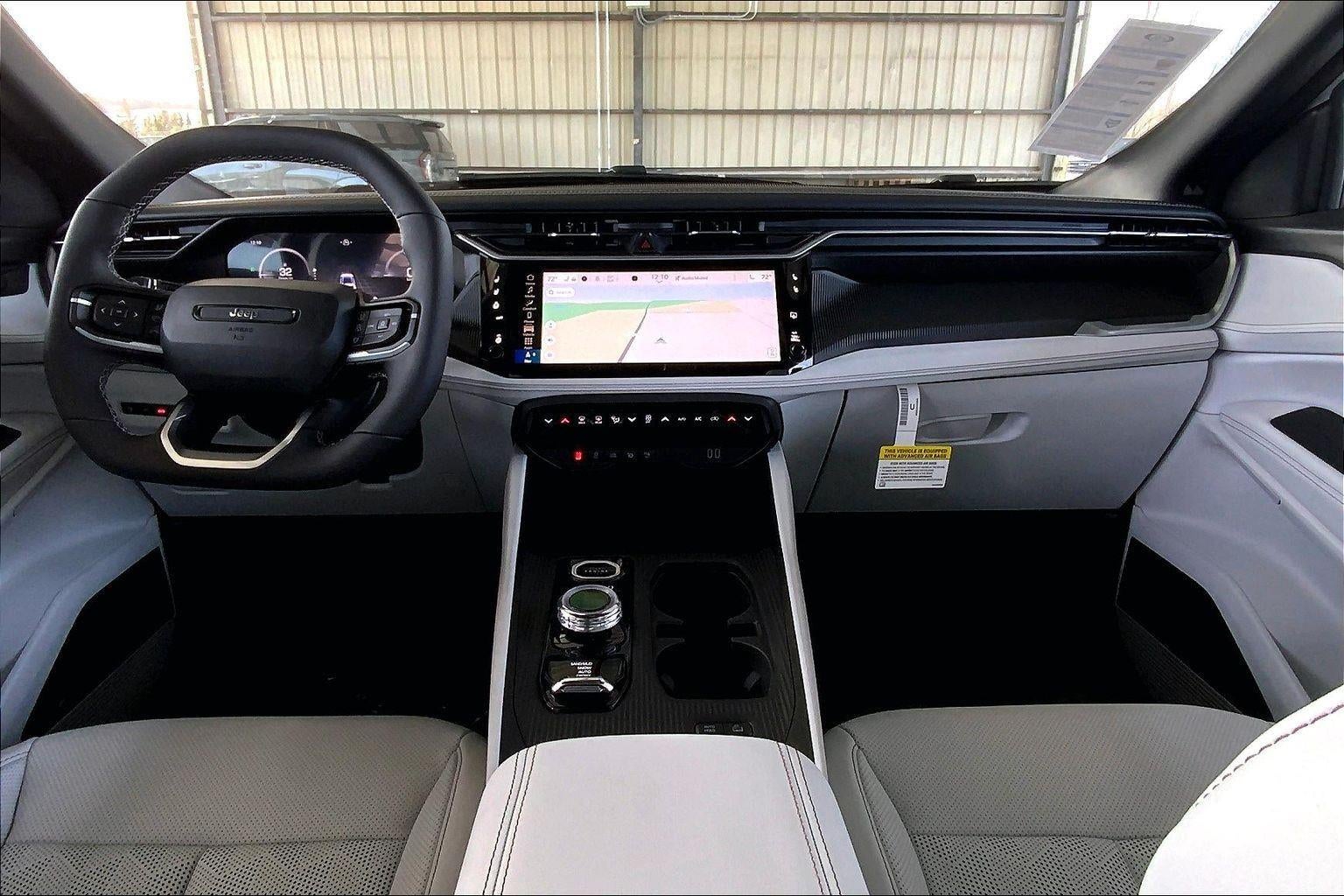 2026 Jeep Cherokee CHEROKEE OVERLAND 4X4