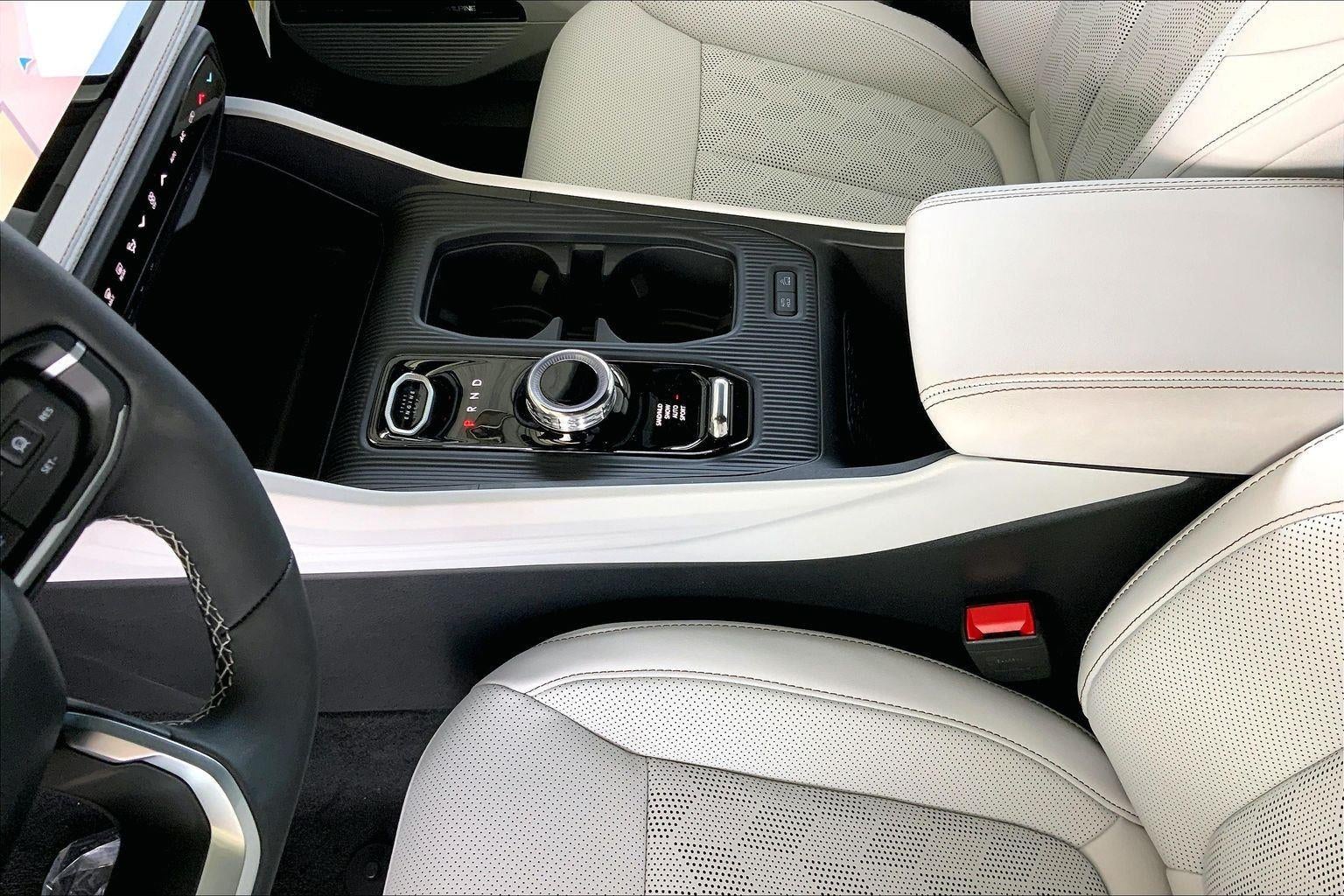 2026 Jeep Cherokee CHEROKEE OVERLAND 4X4