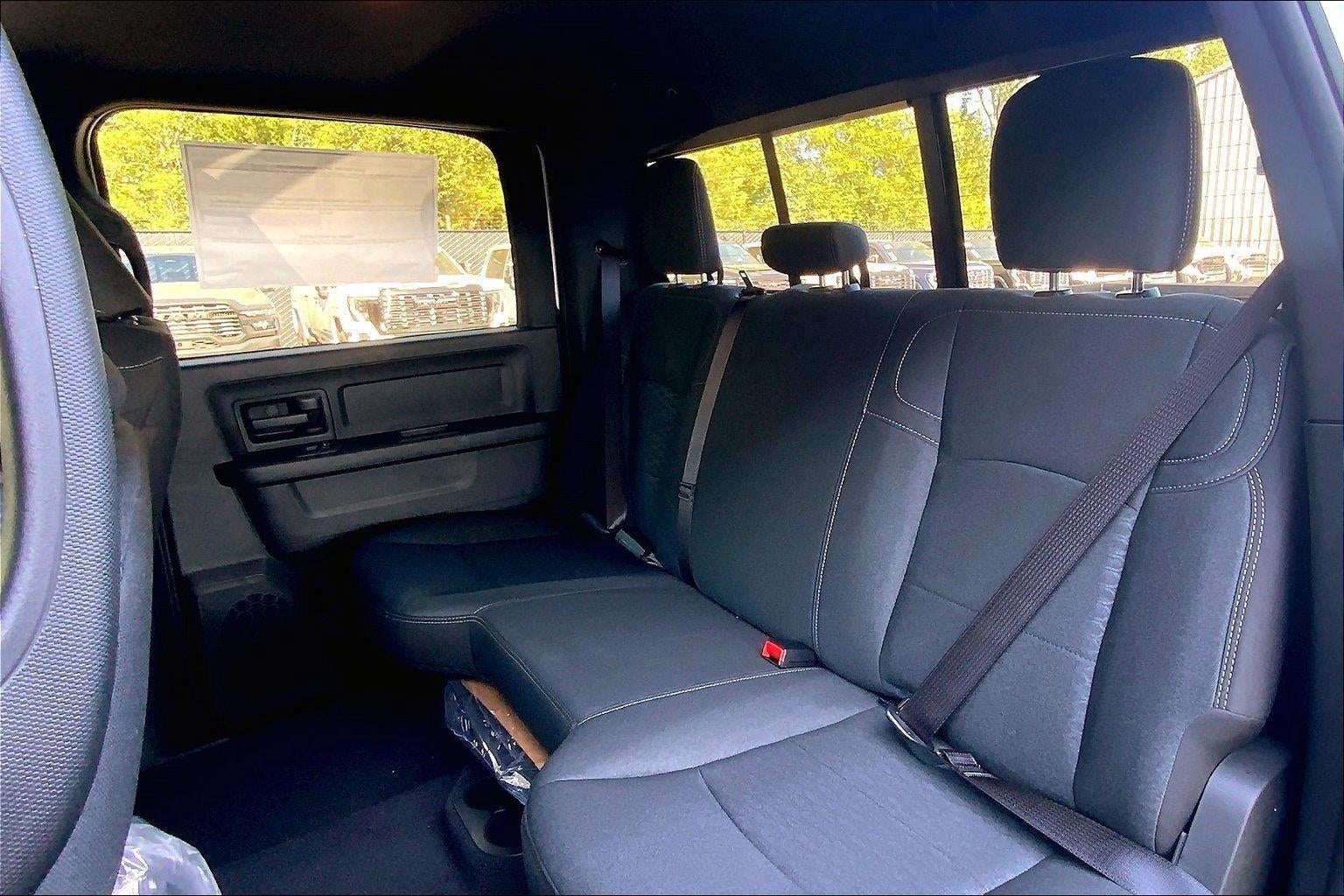 2026 RAM 2500 RAM 2500 WARLOCK CREW CAB 4X4 6'4' BOX