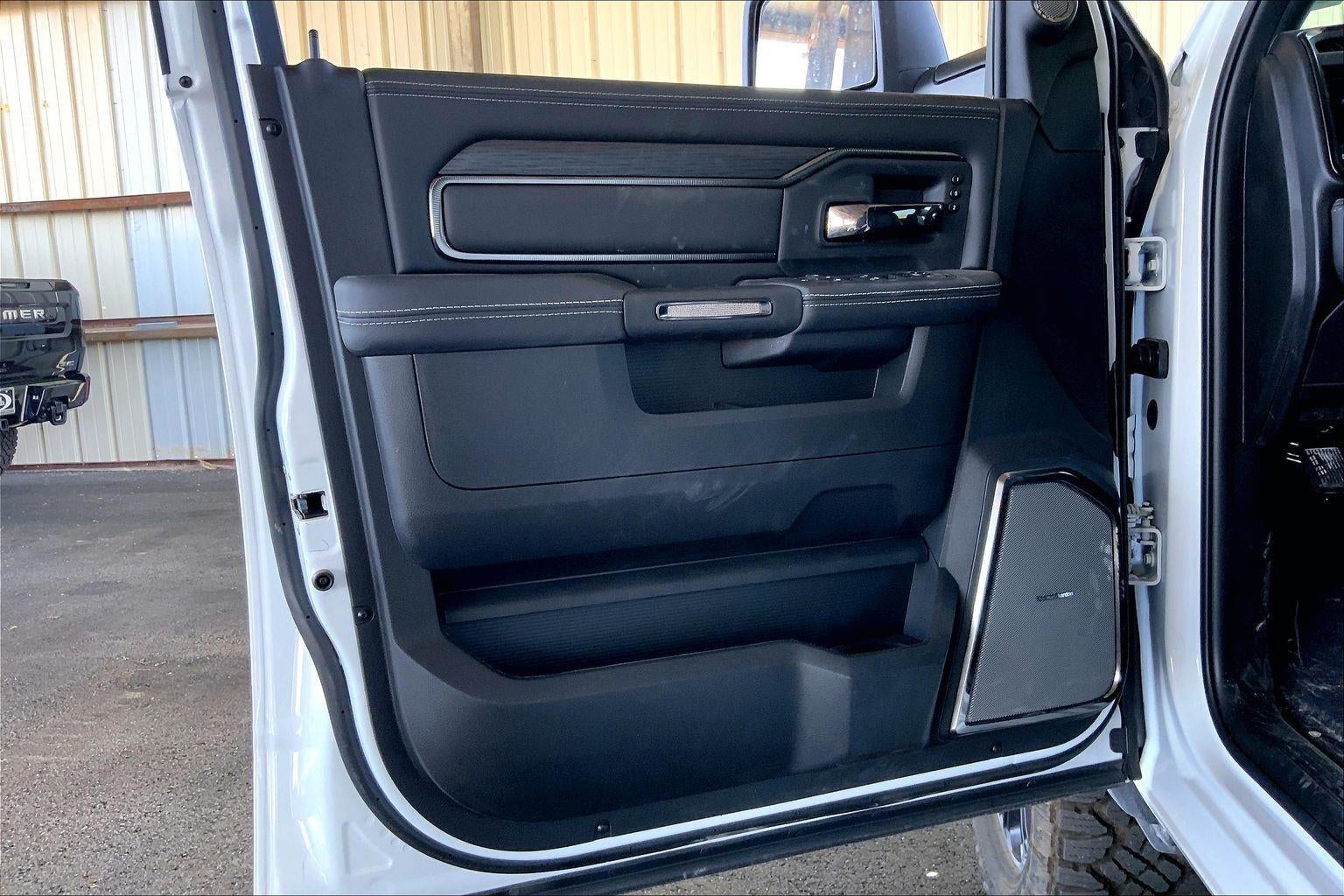 2026 RAM Ram 2500 RAM 2500 REBEL CREW CAB 4X4 6'4' BOX