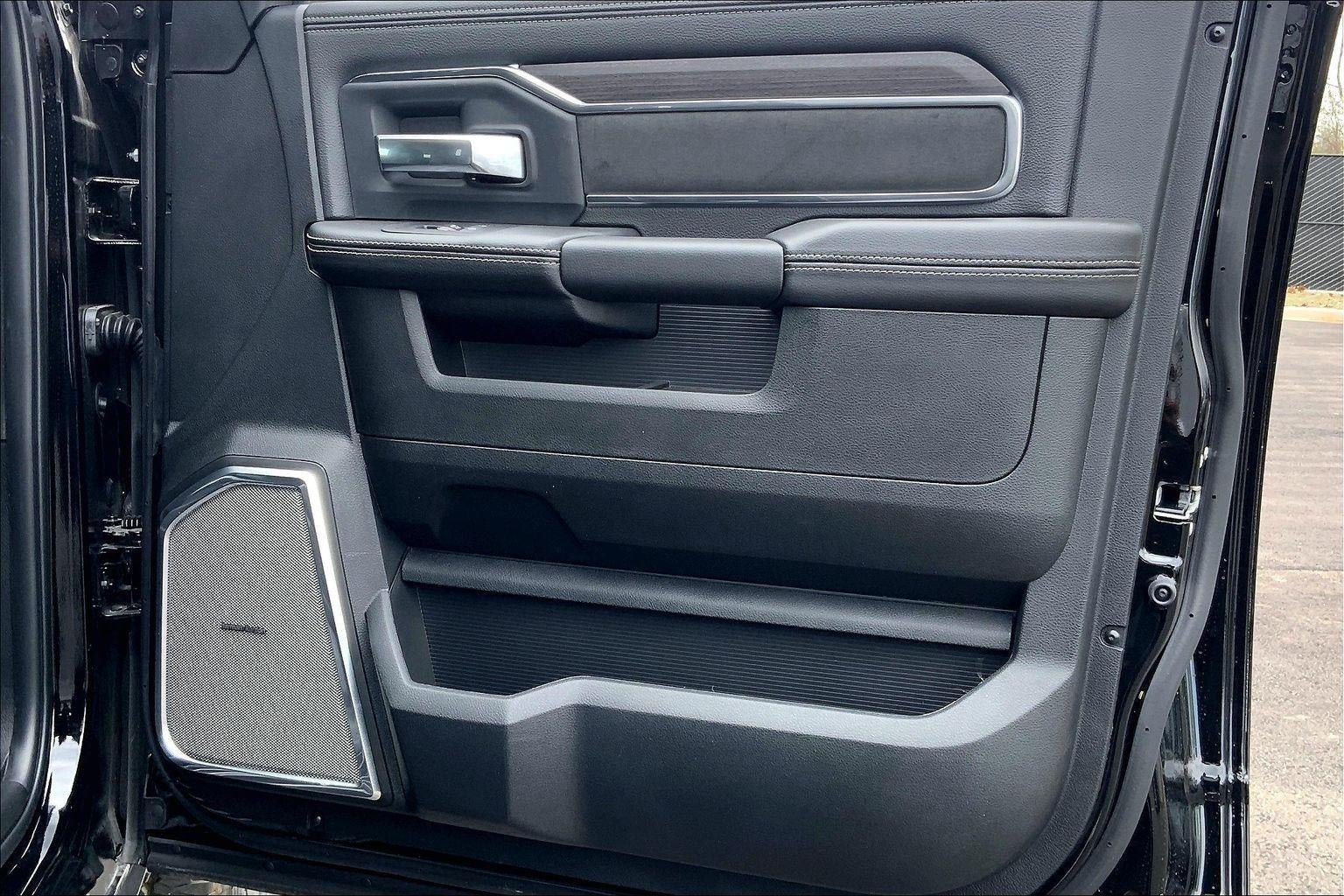 2026 RAM Ram 2500 RAM 2500 LARAMIE MEGA CAB 4X4 6'4' BOX