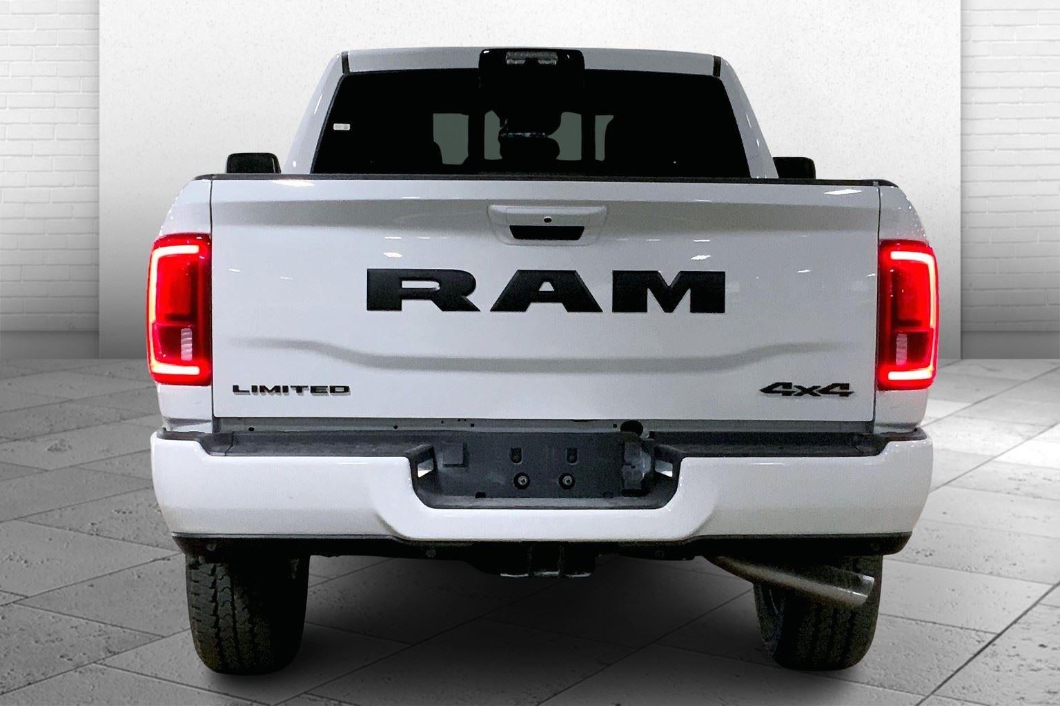 2025 RAM Ram 2500 RAM 2500 LIMITED CREW CAB 4X4 6'4' BOX