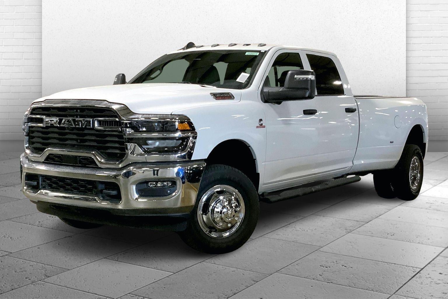 2026 RAM Ram 3500 RAM 3500 TRADESMAN CREW CAB 4X4 8' BOX