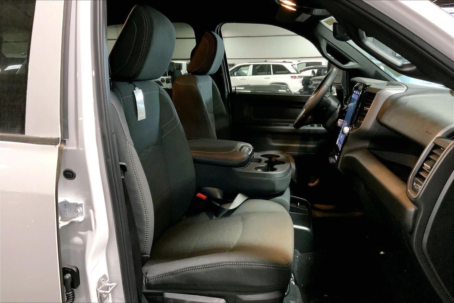 2026 RAM Ram 3500 RAM 3500 TRADESMAN CREW CAB 4X4 8' BOX