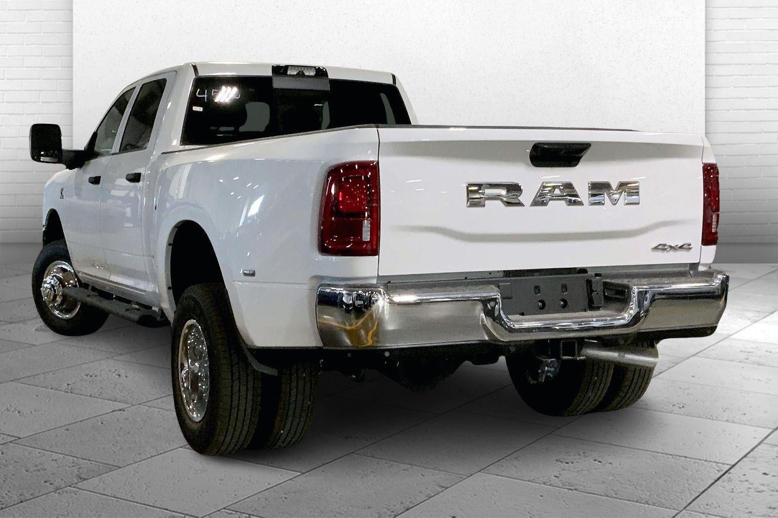 2026 RAM Ram 3500 RAM 3500 TRADESMAN CREW CAB 4X4 8' BOX