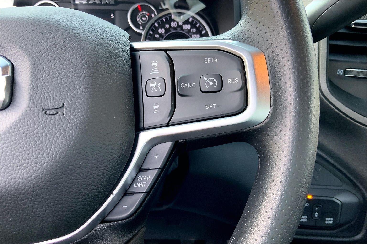 2026 RAM Ram 3500 RAM 3500 TRADESMAN CREW CAB 4X4 8' BOX