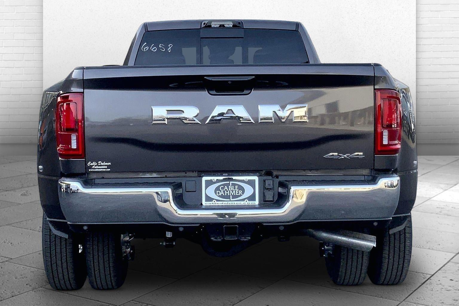 2026 RAM Ram 3500 RAM 3500 TRADESMAN CREW CAB 4X4 8' BOX