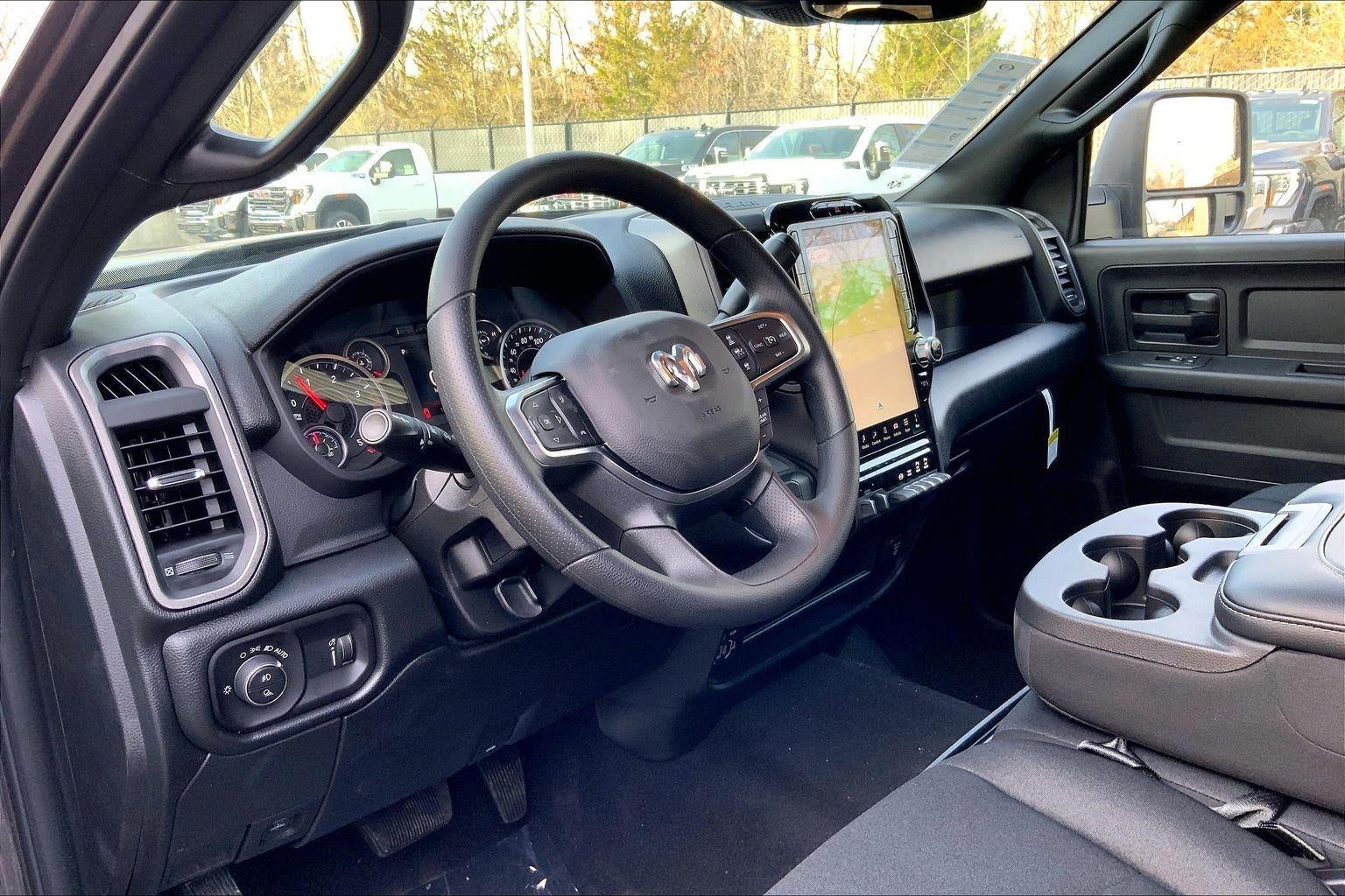 2026 RAM Ram 3500 RAM 3500 TRADESMAN CREW CAB 4X4 8' BOX