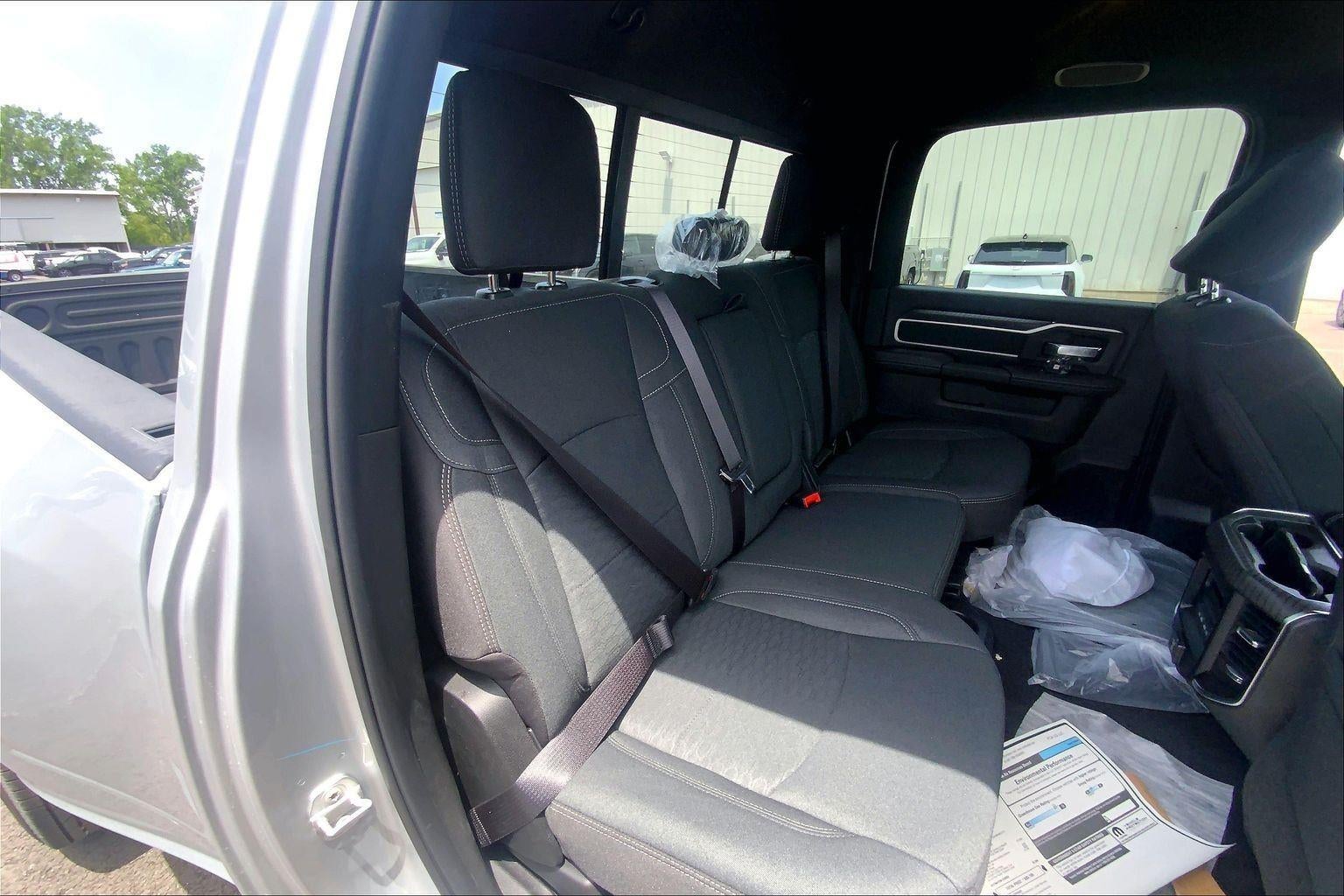 2026 RAM Ram 3500 RAM 3500 BIG HORN CREW CAB 4X4 8' BOX