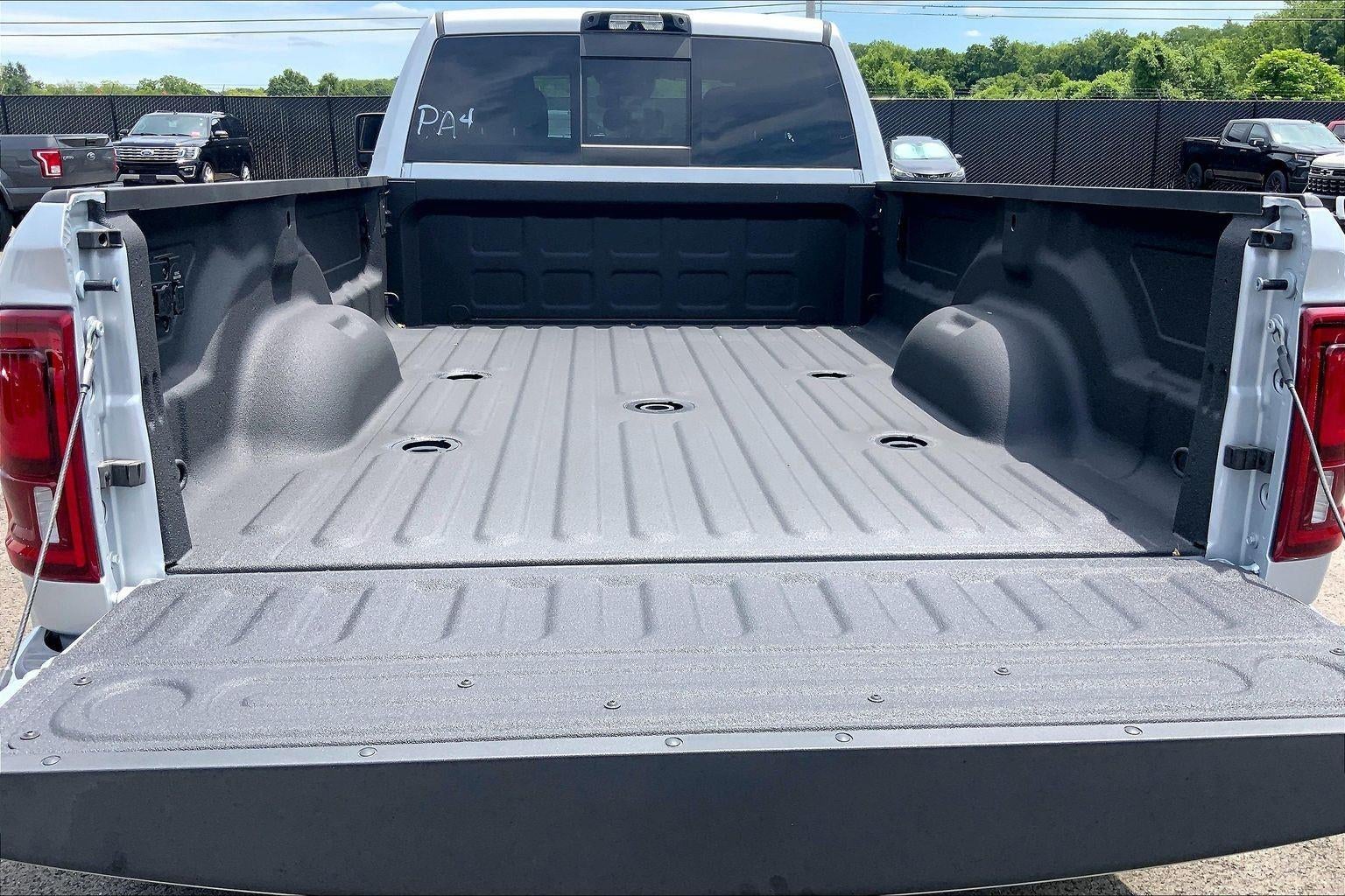2026 RAM Ram 3500 RAM 3500 BIG HORN CREW CAB 4X4 8' BOX