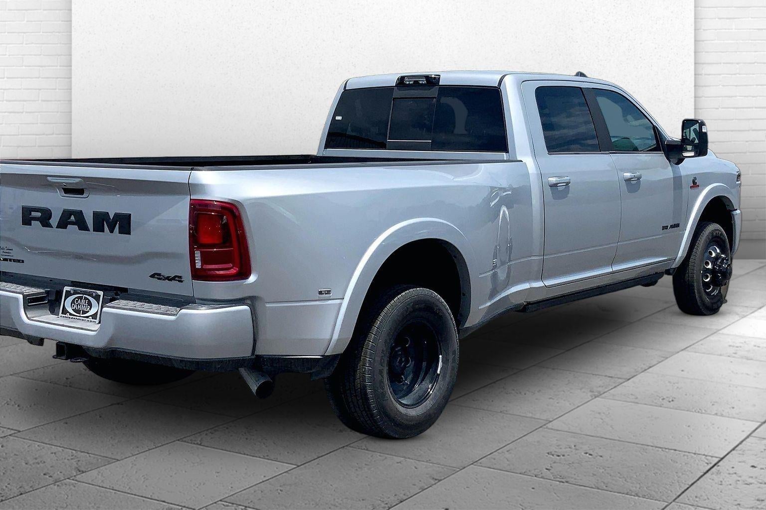 2026 RAM Ram 3500 RAM 3500 LIMITED CREW CAB 4X4 8' BOX