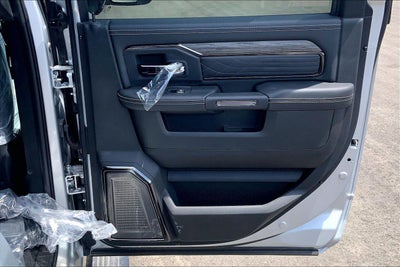 2026 RAM Ram 3500 RAM 3500 LIMITED CREW CAB 4X4 8' BOX