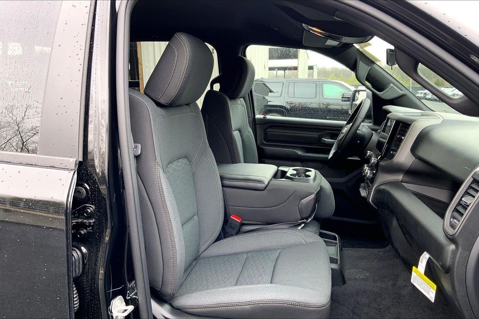 2026 RAM Ram 1500 RAM 1500 WARLOCK CREW CAB 4X4 5'7' BOX