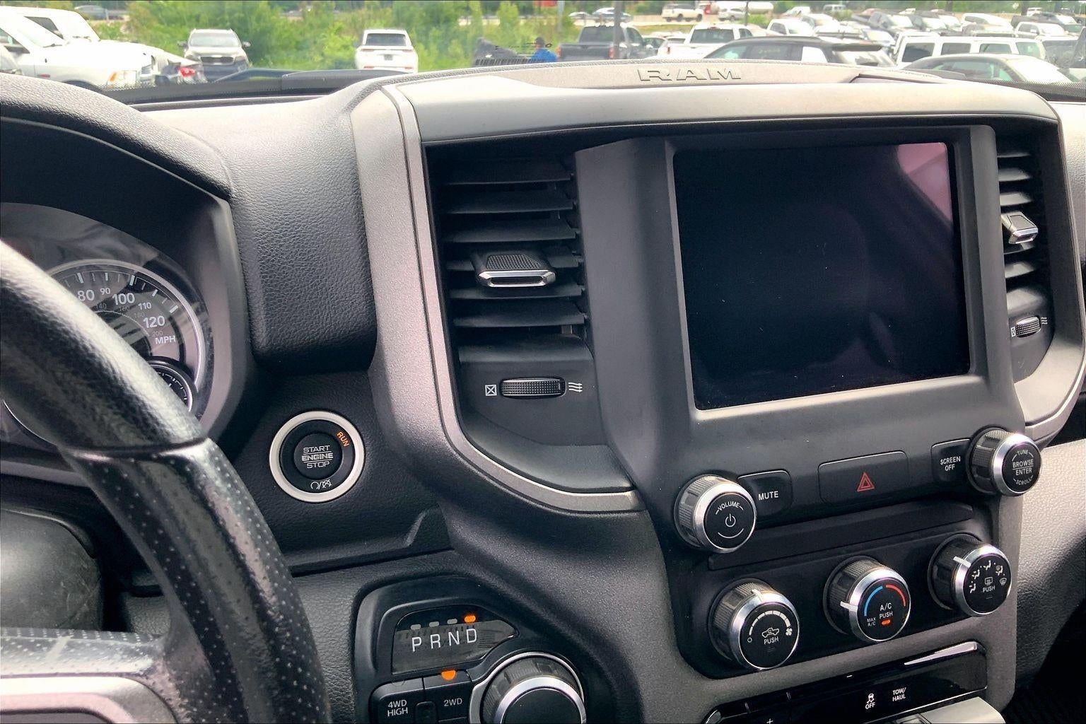 2021 RAM 2500 Tradesman Crew Cab 4x4 6'4' Box