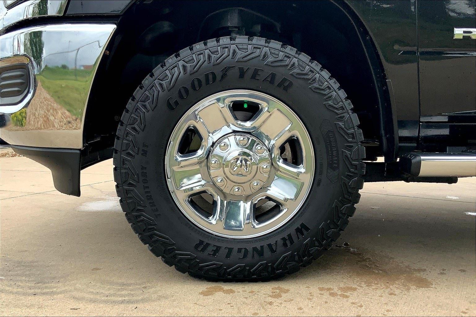 2019 RAM 2500 Tradesman Crew Cab 4x4 6'4' Box