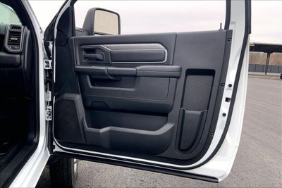 2026 RAM Ram 5500 Chassis Cab RAM 5500 TRADESMAN CHASSIS REGULAR CAB 4X4 84' CA