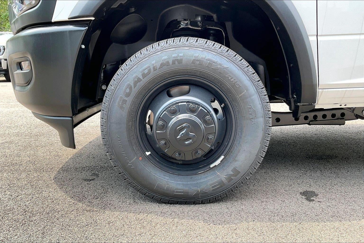 2026 RAM 3500 Chassis RAM 3500 TRADESMAN CHASSIS REGULAR CAB 4X4 60' CA