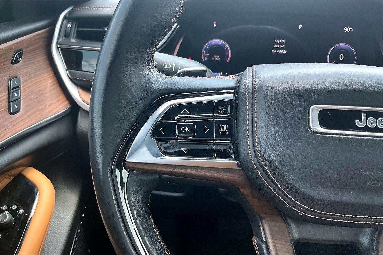 2022 Jeep Grand Cherokee Summit