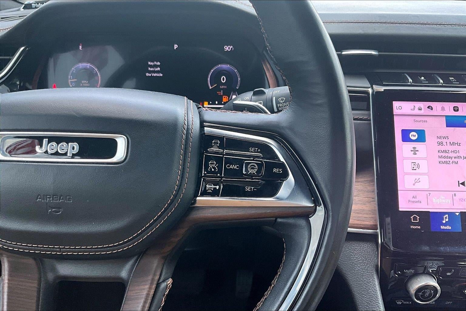 2022 Jeep Grand Cherokee Summit