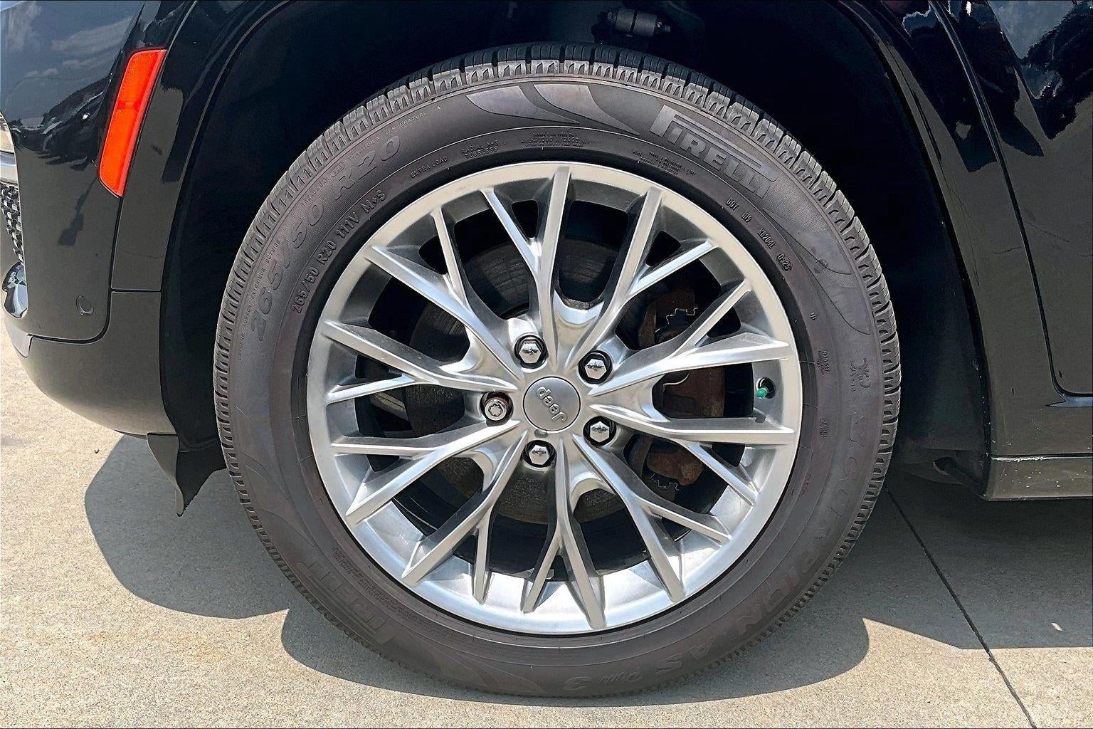 2022 Jeep Grand Cherokee Summit