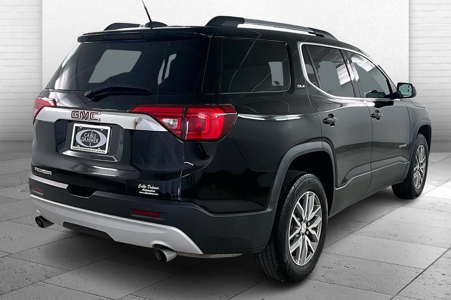 2017 GMC Acadia SLE