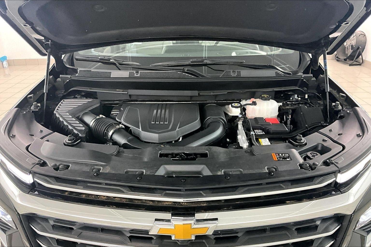 2025 Chevrolet Traverse FWD LT