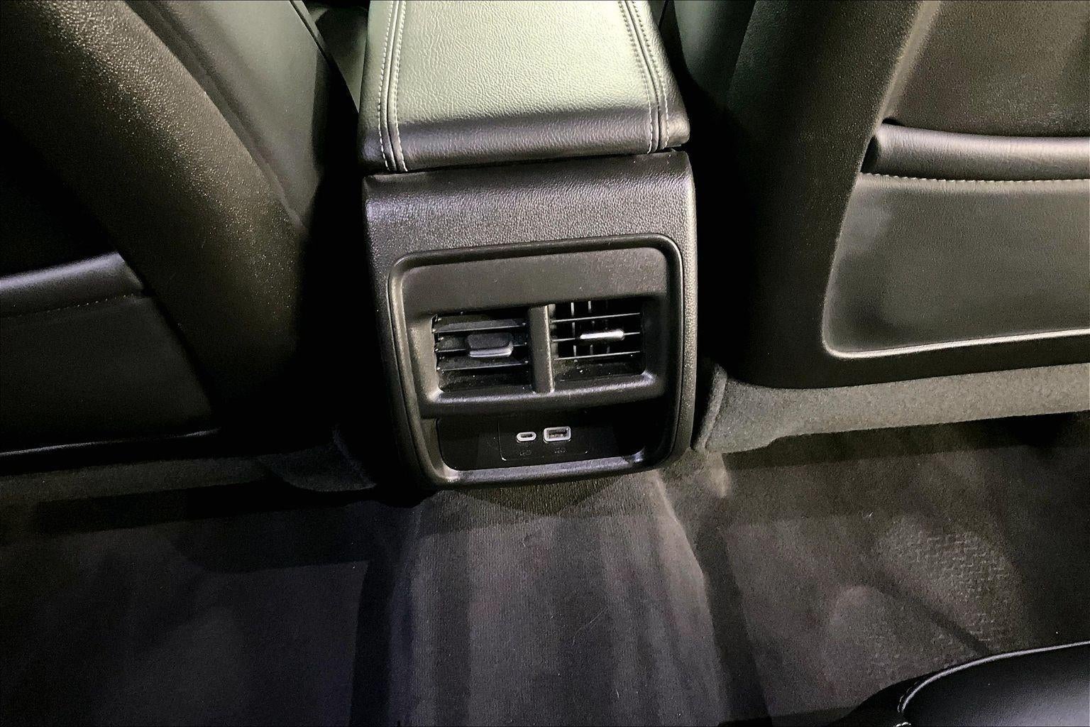 2024 Cadillac XT4 AWD Premium Luxury