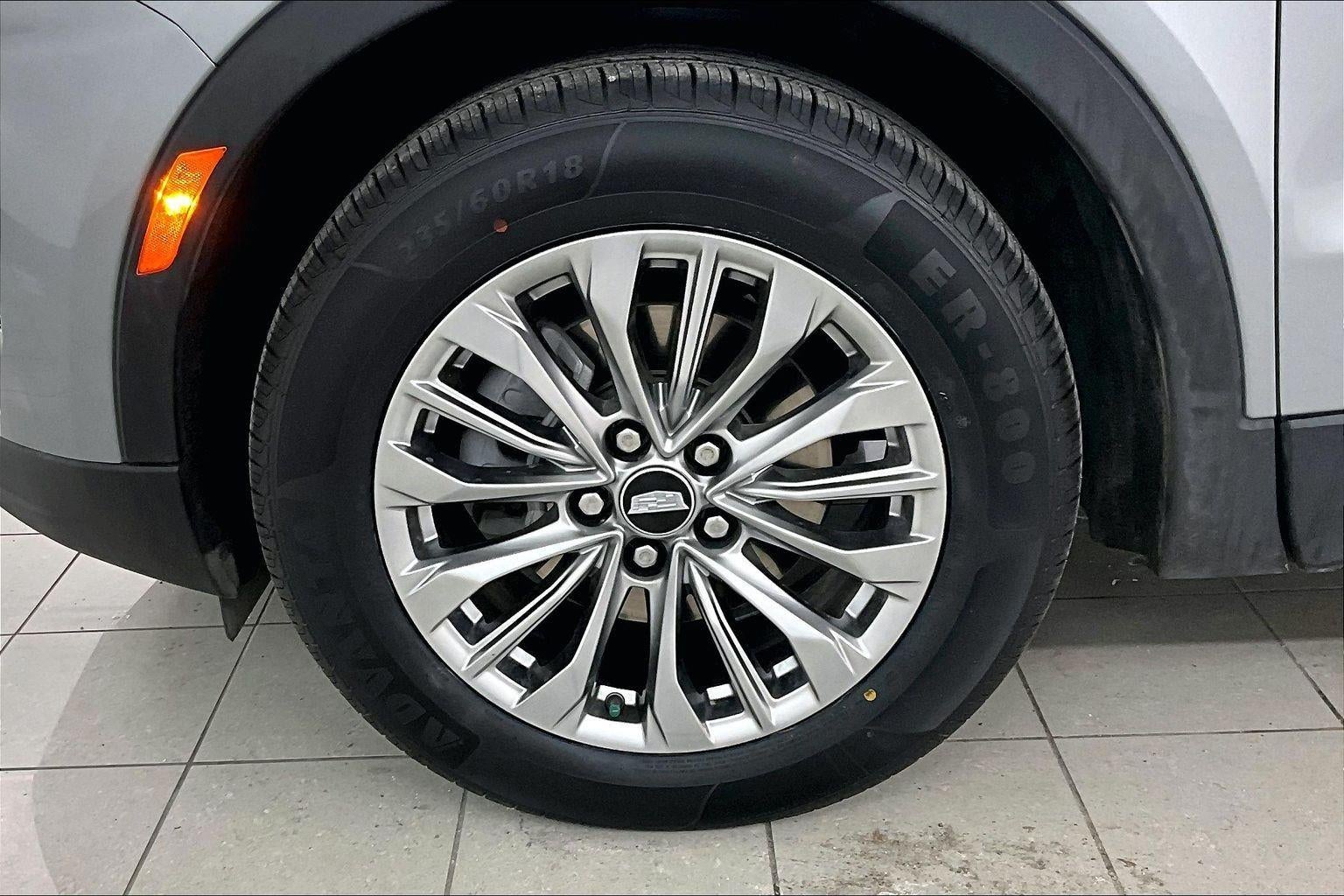 2024 Cadillac XT4 AWD Premium Luxury