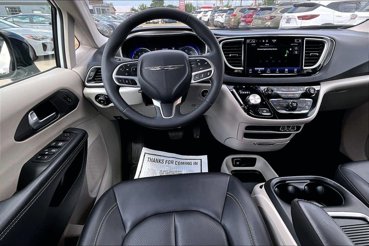 2024 Chrysler Pacifica Touring L