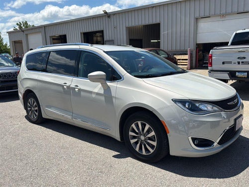2020 Chrysler Pacifica Touring L Plus