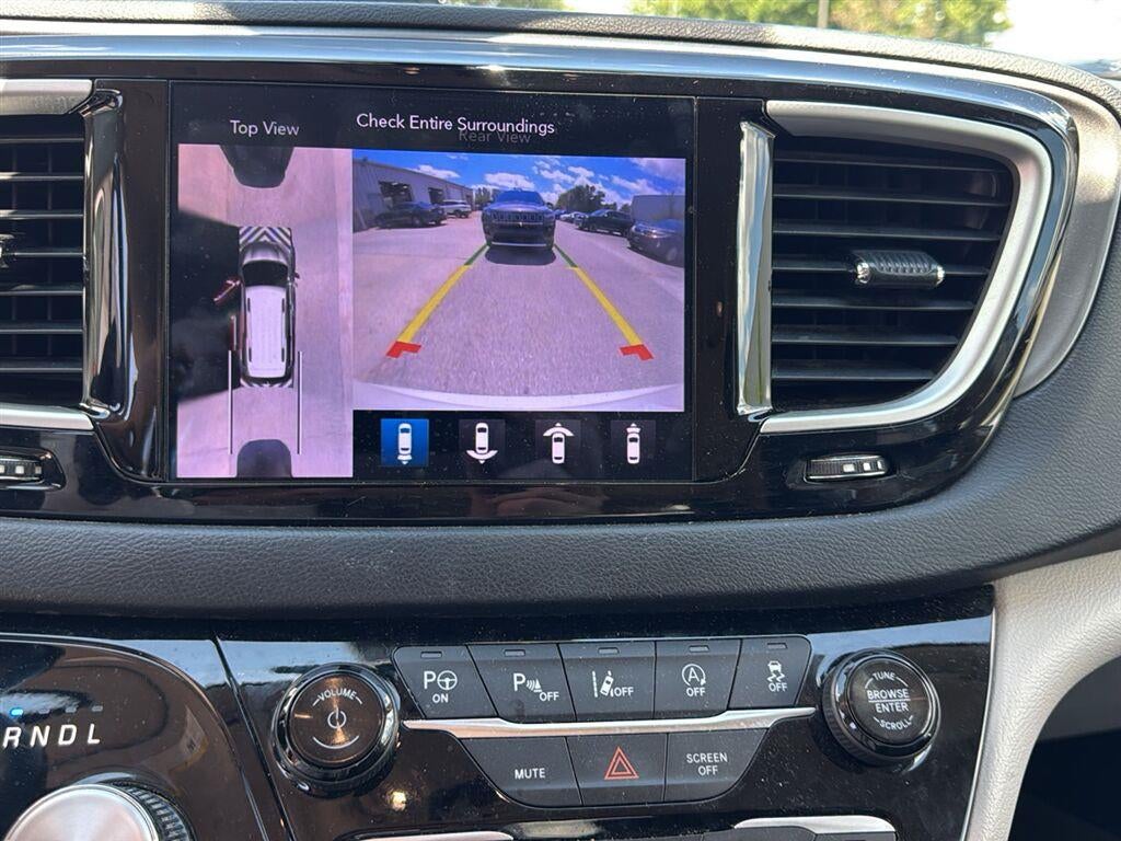 2020 Chrysler Pacifica Touring L Plus