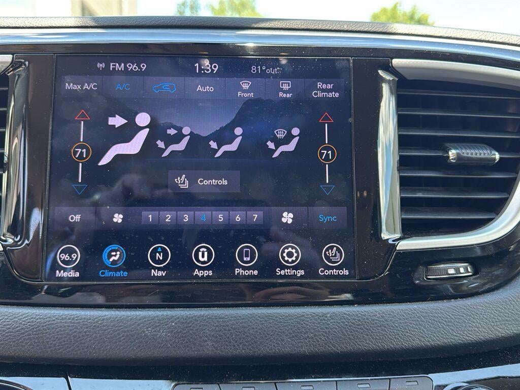 2020 Chrysler Pacifica Touring L Plus