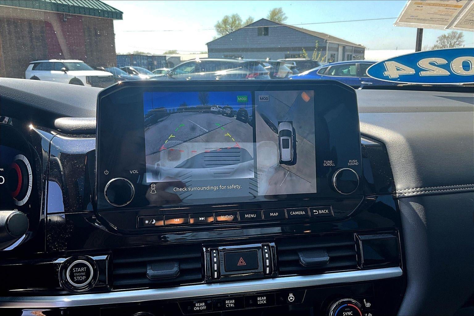 2024 Nissan Pathfinder Platinum