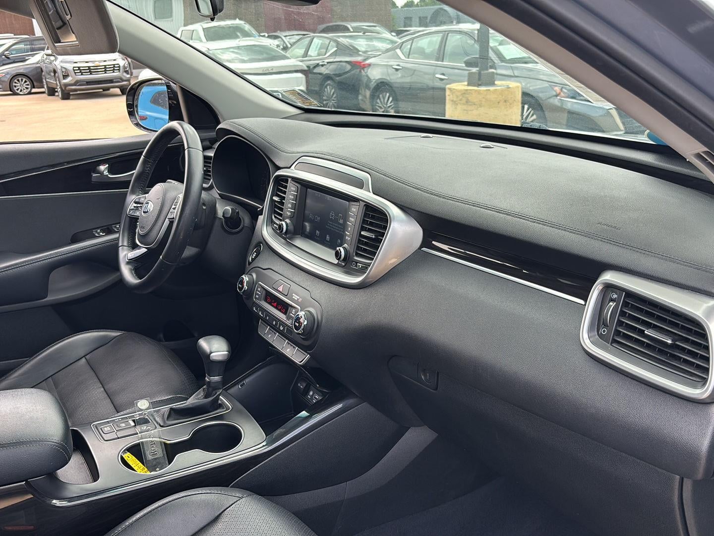 2020 Kia Sorento EX V6