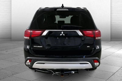 2020 Mitsubishi Outlander SE