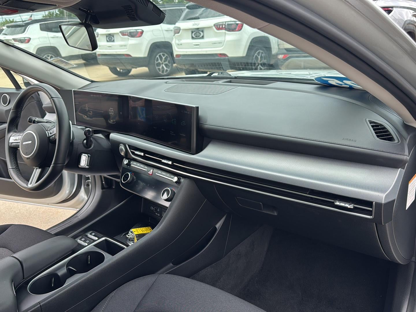 2025 Hyundai SONATA HYBRID SEL