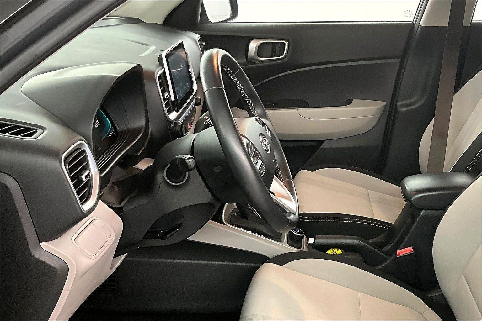 2025 Hyundai Venue SEL