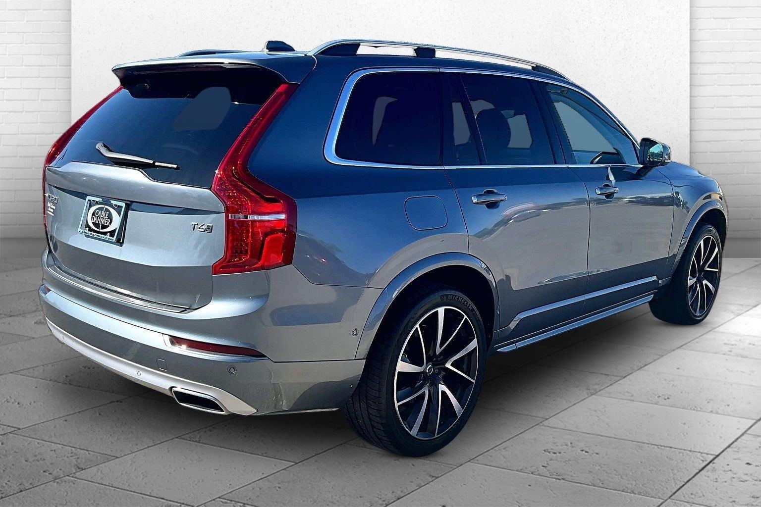 2018 Volvo XC90 Momentum