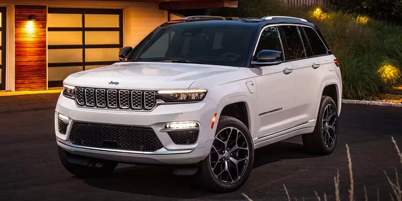 Pre-owned grand cherokee suv